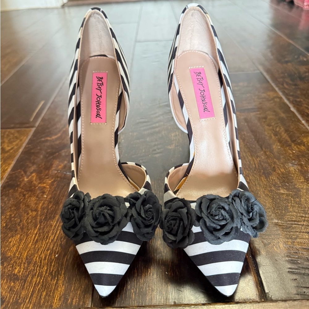 Betsey Johnson Black and White Striped Women's Heels